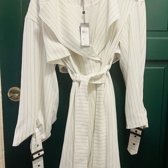 BCBG maxazria pinstripe white trench coat with belt black white aurora size M - Picture 11 of 12